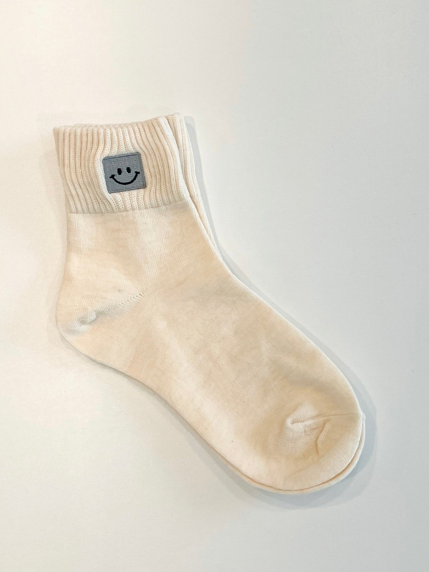 Embroidered Smiley Face Ankle Socks